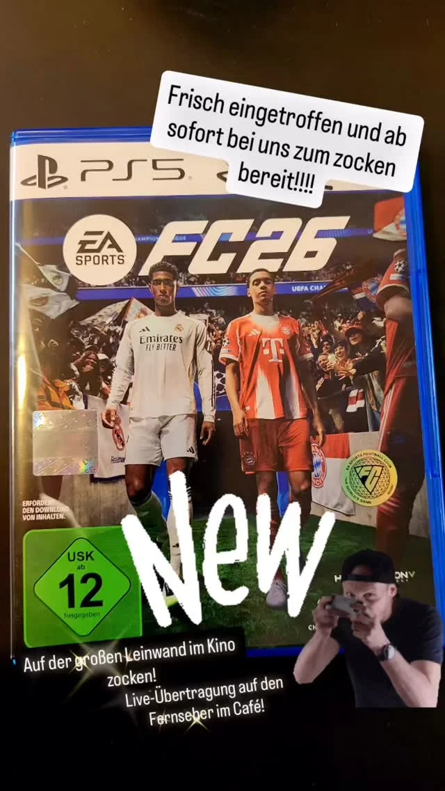 Bäm🎉! ⚽️FC26 ganz frisch bei uns im Gameregal! Ihr könnt ab sofort im Kino auf großer Leinwand oder im Café Fifa 26 zocken!!!
Schnappt Euch die Controller und ab dafür! 2€ Pfand für kostenlosen Playsi- Spaß!🎮
Wir freuen uns auf Euren Besuch! 🏆
#jab2 #jugendzentrumwallenhorst #jugendpflegewallenhorst #kommvorbei #keinelangeweile #jugendzentrumjab2